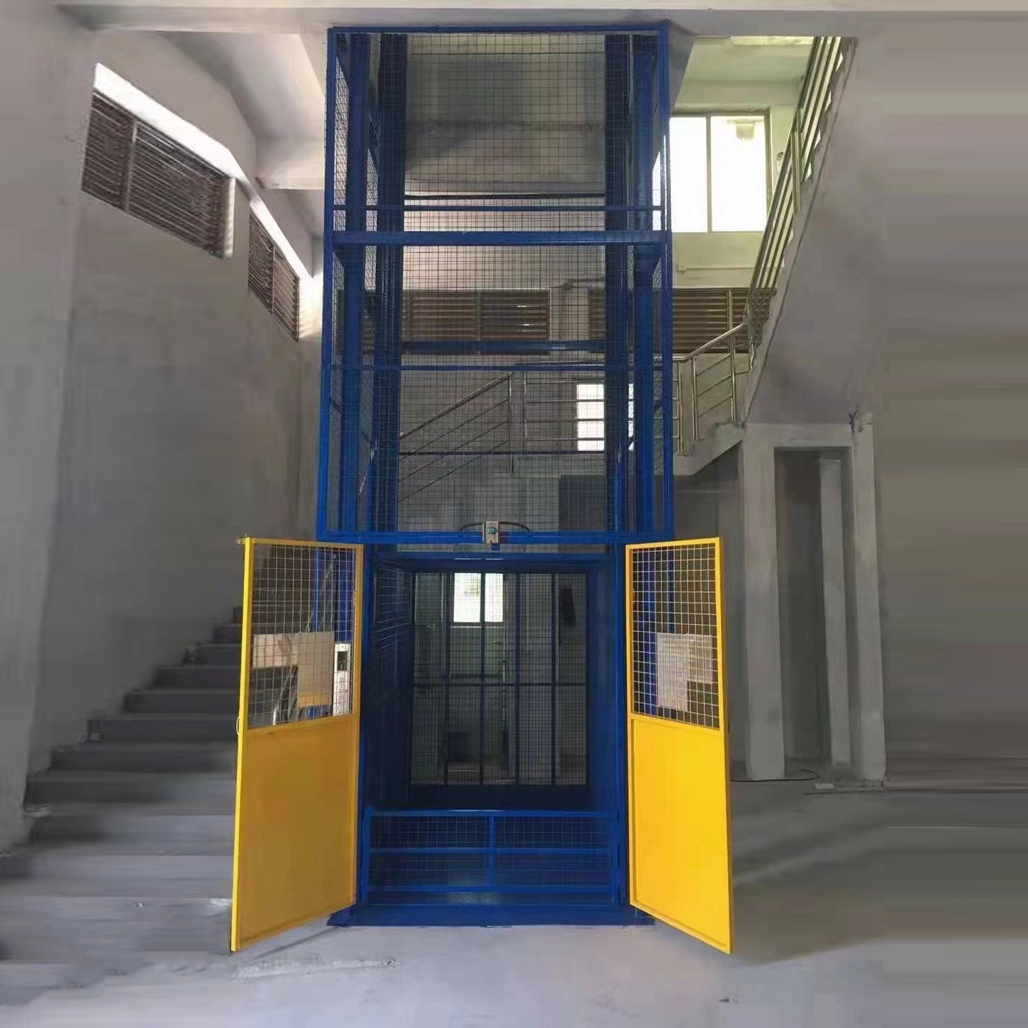 液壓升降機(jī)的升降速度是多少？